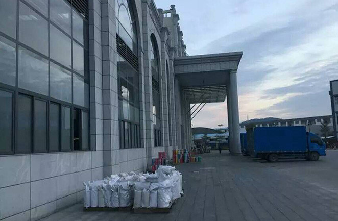 12月23日 J9官网首批1200扎 电线踏上非洲大陆，非洲市场需要J9官网电缆